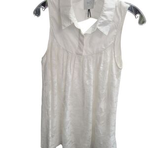 HD in Paris Ivory Sleeveless Blouse